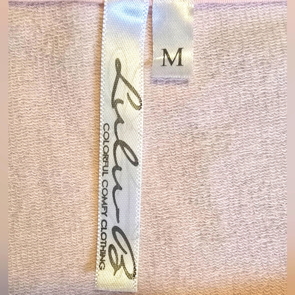 Lulu B Lt. Pink Asymmetrical Button-Detail Top Size M - Picture 4 of 5